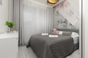 Elegant Apartment with Balcony & Bathtub Warsaw Wola by Noclegi Renters